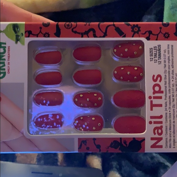 Nails - Picture 2 of 4